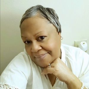 Meet your Posher, Tonya